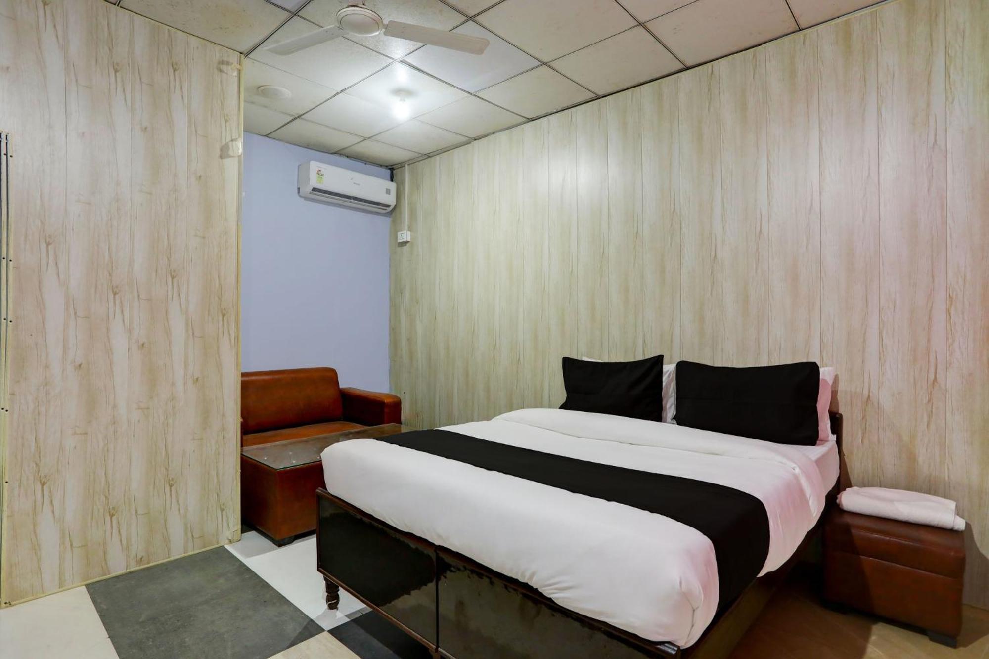 Collection O Harsh Hotel & Restaurant Bhiwadi Eksteriør billede