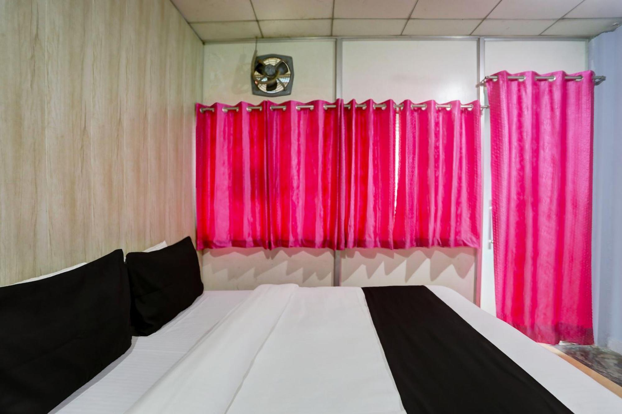 Collection O Harsh Hotel & Restaurant Bhiwadi Eksteriør billede